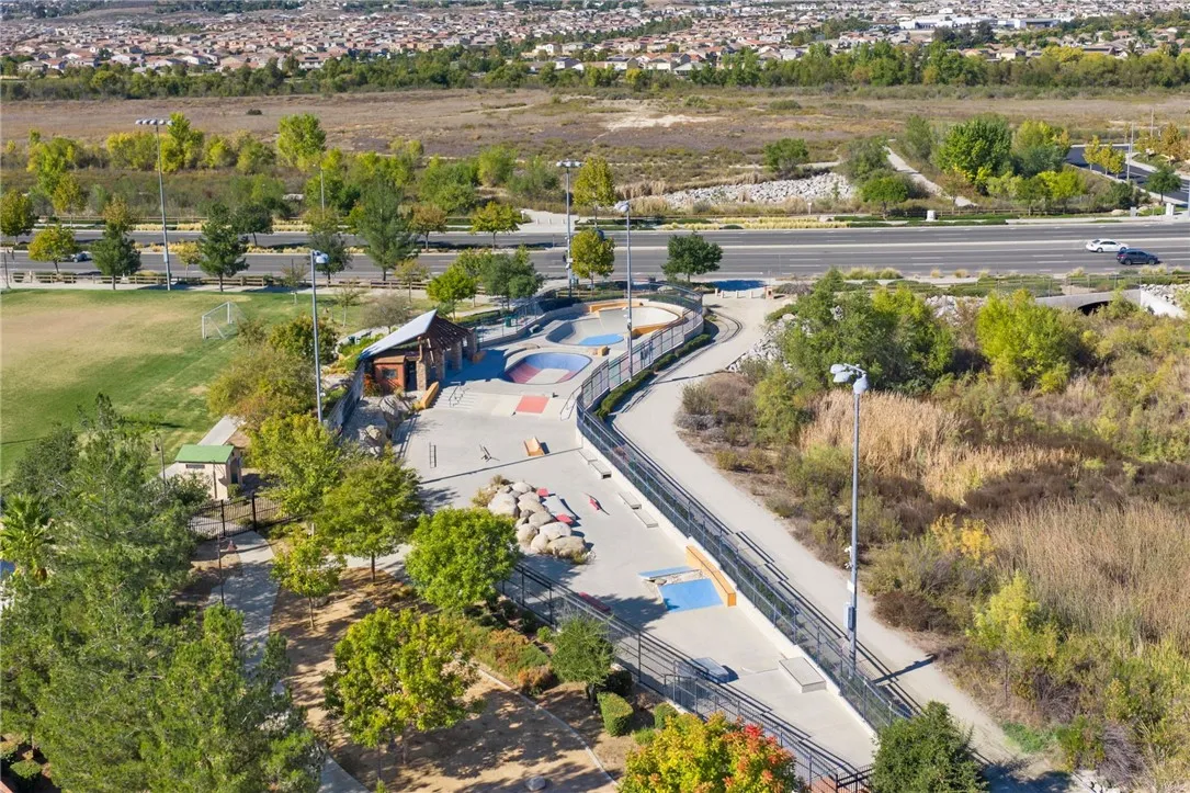 25136 High Plains Court, Menifee, California 92584 home-pic-42